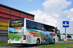 Mercedes Tourismo von Pulay Reisen aus Niedersterreich in Krems unterwegs.