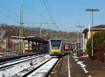   Nun aber schnell runter von meinem Gleis...ein Stadler GTW 2/6 der Hellertalbahn verfolgt die 111 160-8 mit dem RE 9 (rsx - Rhein-Sieg-Express) Siegen - Kln - Aachen vom Gleis 102.