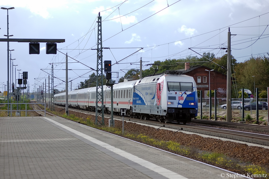 101 060-2  60 Jahre Bundespolizei  mit dem IC 143 von Utrecht Centraal nach Berlin Ostbahnhof in Rathenow. 08.10.2011