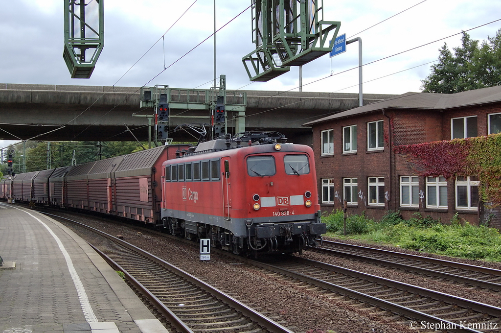 140 838-4 mit einem Hcceerrs Ganzzug in Hamburg-Harburg. 01.09.2011