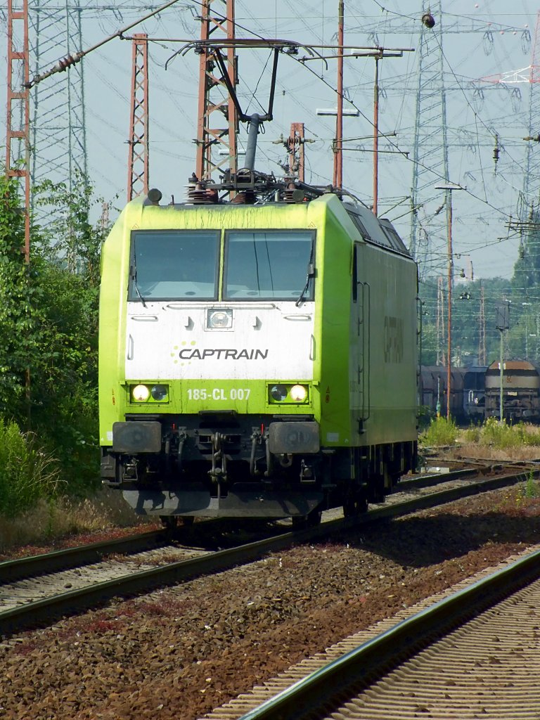 185-CL 007 (91 80 6185 507-1 D-CTD) von Captrain (im Moment vermtl. f�r die DE unterwegs) rangiert am 16.7.13 in Bottrop-S�d.