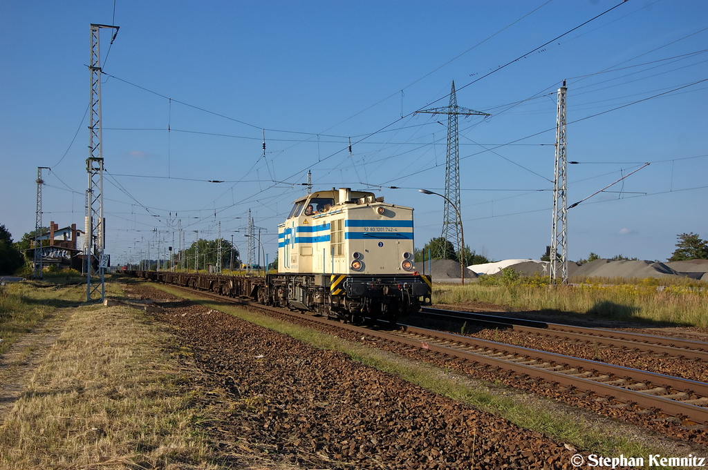 201 742-4 ITB - Industrietransportgesellschaft mbH Brandenburg mit einem Sgns Ganzzug in Satzkorn und fuhr nach Brandenburg-Altstadt. Netten Gru� an den Tf! 04.09.2012