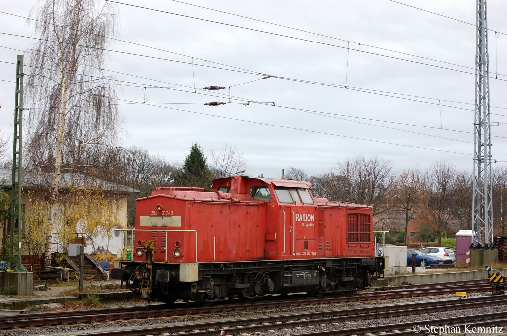 298 317-9 steht in K�nigs Wusterhausen und wartet auf neue Aufgaben. 13.11.2010
