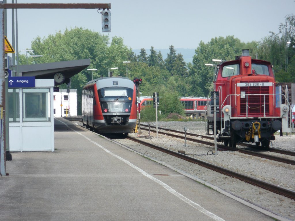 363 836 und 642 084 am 01.08.2011 in Kempten.