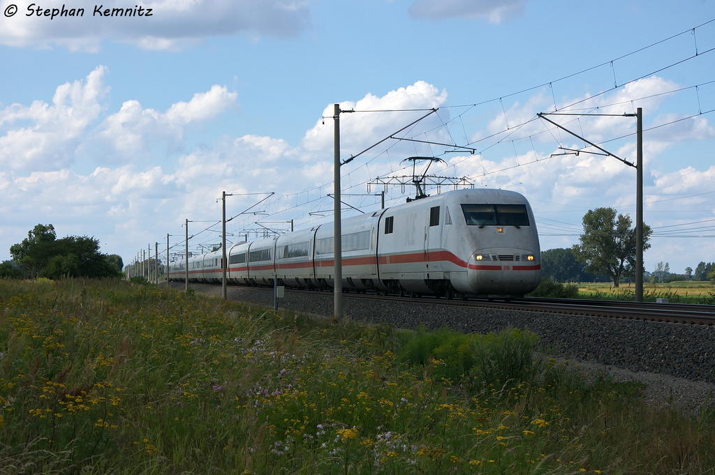 401 559-0  Bad Oldesloe  als ICE 692 von M�nchen Hbf nach Berlin Hbf (tief) in Vietznitz. 31.07.2013