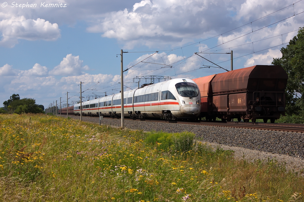 411 517-6  Erlangen  als ICE 1615 von Hamburg-Altona nach M�nchen Hbf in Vietznitz. 31.07.2013