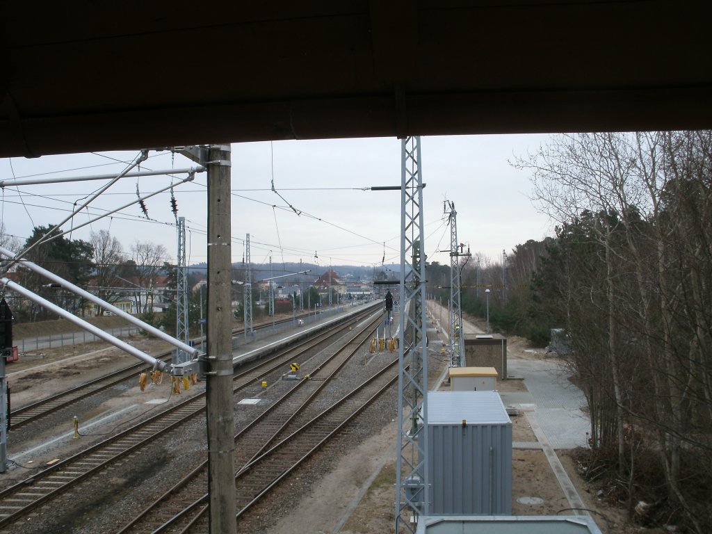 Am 21.M�rz 2011 hatte ich zum letzten Mal die Gelegenheit bekommen,nochmal auf das ehmalige Fahrdienstleiterstellwerk in Binz zukommen.So sah der Fdl jeden Tag den Bahnhofsbereich von Binz.