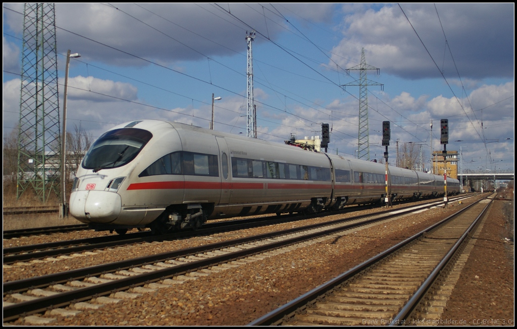 DB Fernverkehr 411 011  Hansestadt Wismar  am 07.04.2013 in Berlin Schnefeld Flughafen