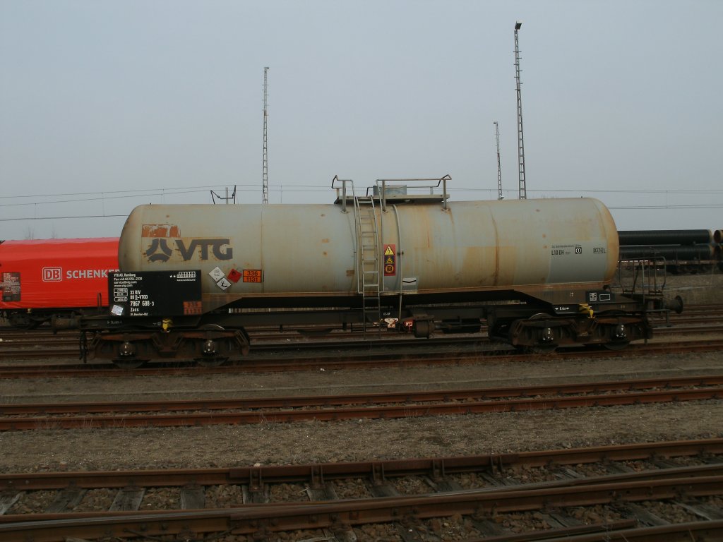 DB-Kesselwagen Zacs 33 80 7867 688-3 am 12.M�rz 2011 in Mukran.