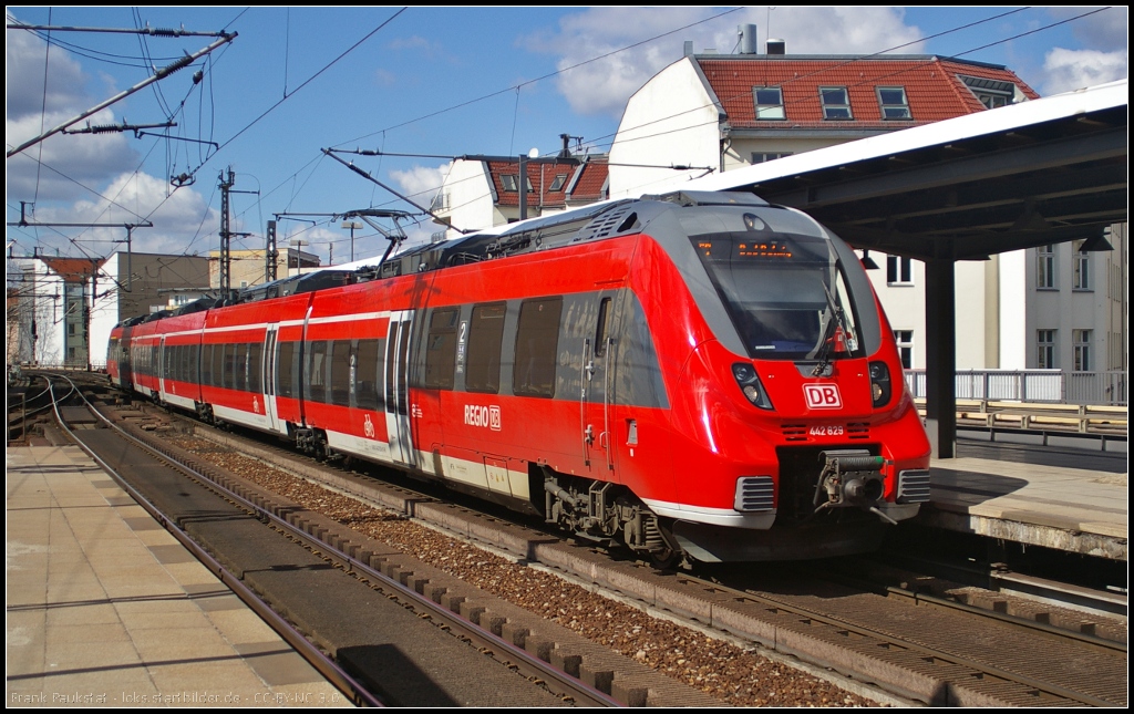 DB Regio 442 329 kommt am 07.04.2013 zum Endhalt im Bahnhof Berlin Friedrichstra�e an um dann als RE 18715 nach Bad Belzig zu fahren