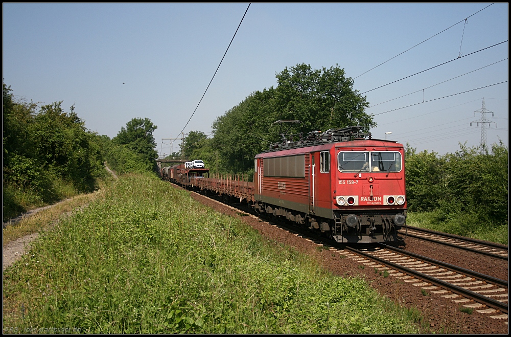 DB Schenker 155 159-7 und gemischtem G�terzug Richtung Lehrte (gesehen Lehrte-Ahlten b. Hannover 24.06.2010)