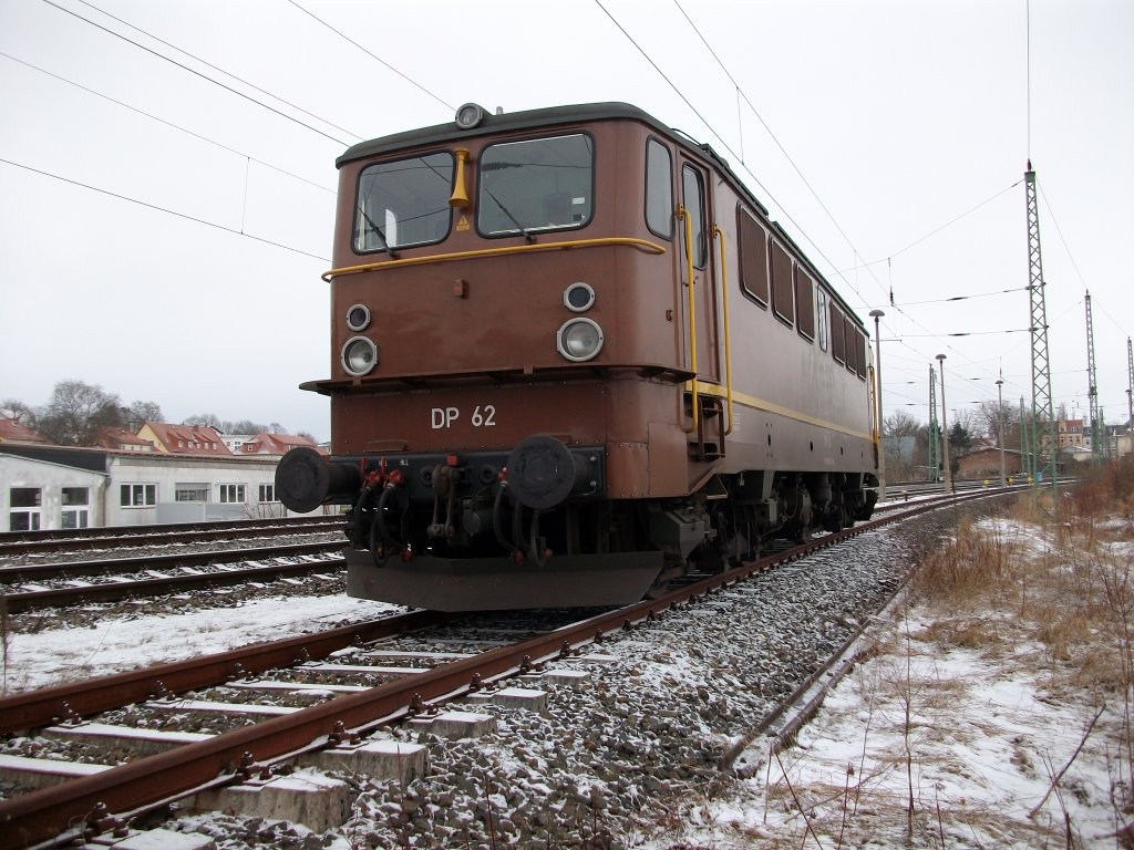 DP-62 am 01.Februar 2011 an der Nordeinfahrt von Bergen/R�gen.