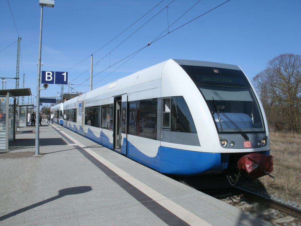 Einen kurzen Abstecher,am 06.April 2013,nach Z�ssow wo 646 123-9 zusammen mit UBB 646 110-6 auf Anschlu�reisende Richtung Usedom wartete.