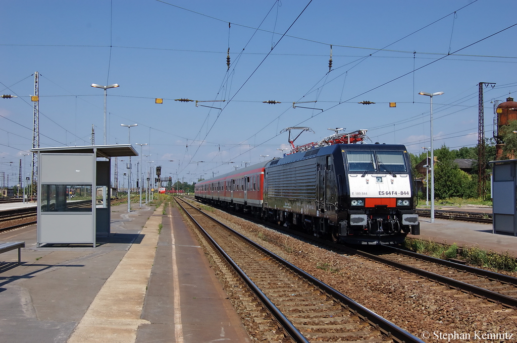 ES 64 F4 - 844 (189 844-4) MRCE im Dienst f�r DB-Regio mit der RB20 (RB 16319) von Eisenach nach Halle(Saale) in Gro�korbetha. 26.07.2011