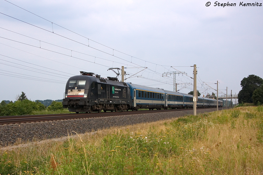 ES 64 U2 - 073 (182 573-6) MRCE Dispolok GmbH f�r DB Fernverkehr AG mit dem EC 174  Jan Jesenius  von Budapest-Keleti nach Hamburg-Altona in Vietznitz. Netten Gru� an den Tf! 26.07.2013