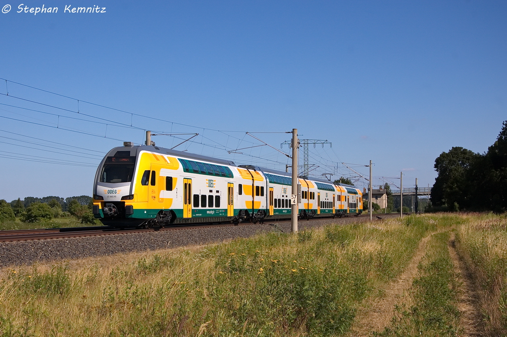 ET 445.115 (445 115-9) ODEG - Ostdeutsche Eisenbahn GmbH als RE2 (RE 37376) von Wittenberge nach Cottbus in Vietznitz. Nun rollt auch der Sechszehnte und damit letzter ODEG-KISS auf dem RE2/4. Damit stehen der ODEG nun alle 16 KISS Triebwagen f�r den RE2/4 zur Verf�gung. 20.07.2013