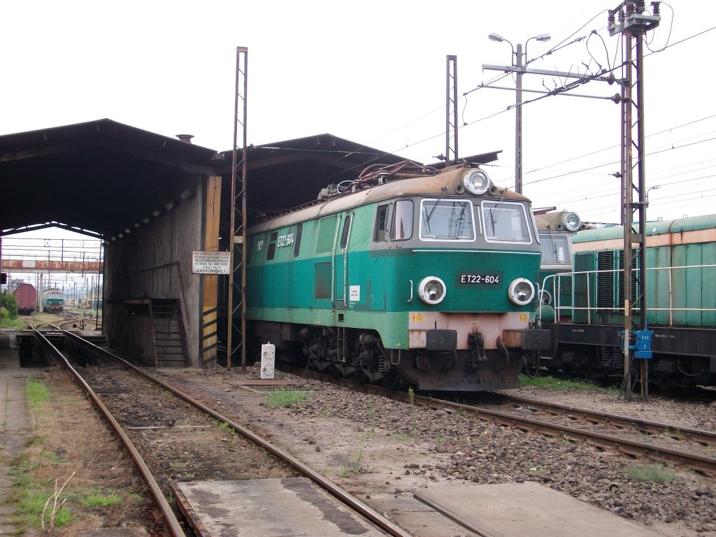 ET22-604 am 07.August 2010 im Depot Szczecin Port Centralny.