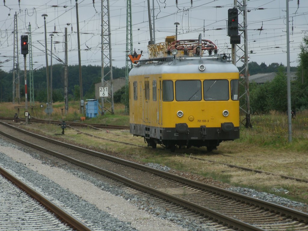 Gegenw�rtig in Bergen/R�gen auf Gleis 17 abgestellt:der 701 108-3.Aufnahme vom 27.August 2011.
