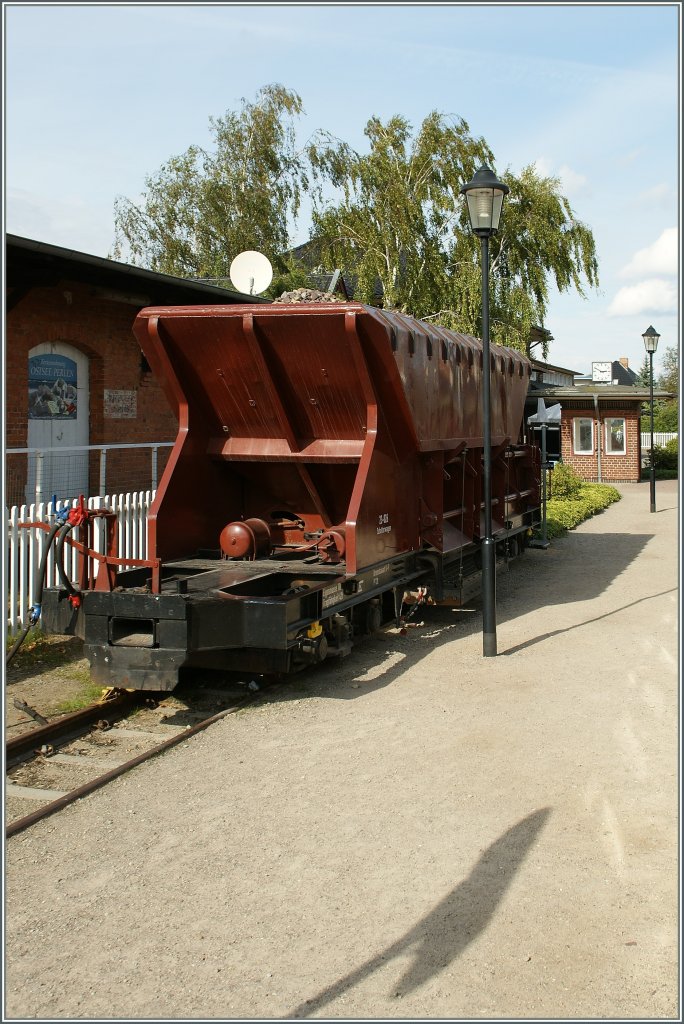 Hier nun nochmals der Schotterwagen in Khlungsborn Ost am 20.09.2012