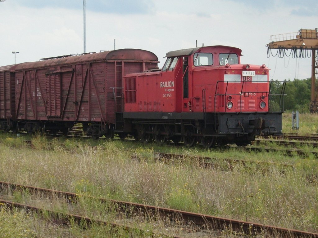 Im Breitspurteil von Mukran rangierte,am 17.August 2009,die 347 975 russische G�terwagen.