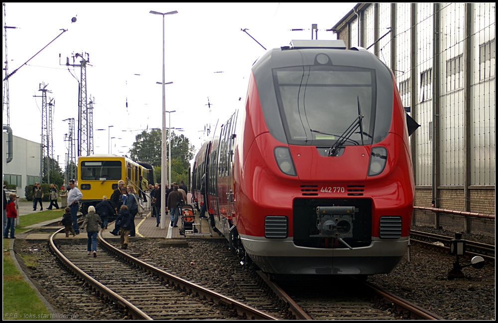 Im Hennigsdorfer Bombardierwerk werden heute Triebz�ge gebaut. Das derzeit aktuellste Vorhaben sind die Triebz�ge der Baureihe 442 (Tag der offenen T�r Bombardier Hennigsdorf 18.09.2010)