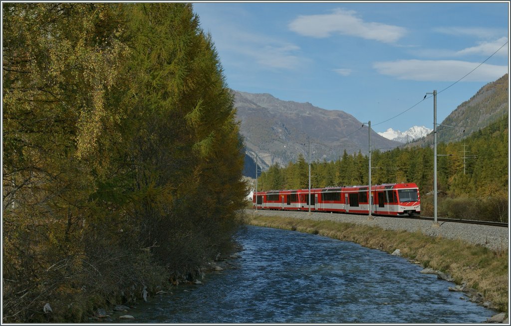 In dieser Landschaft macht sogar ein Komet ein gutes Bild. 
Bei Tsch, den 19. Okt. 2012