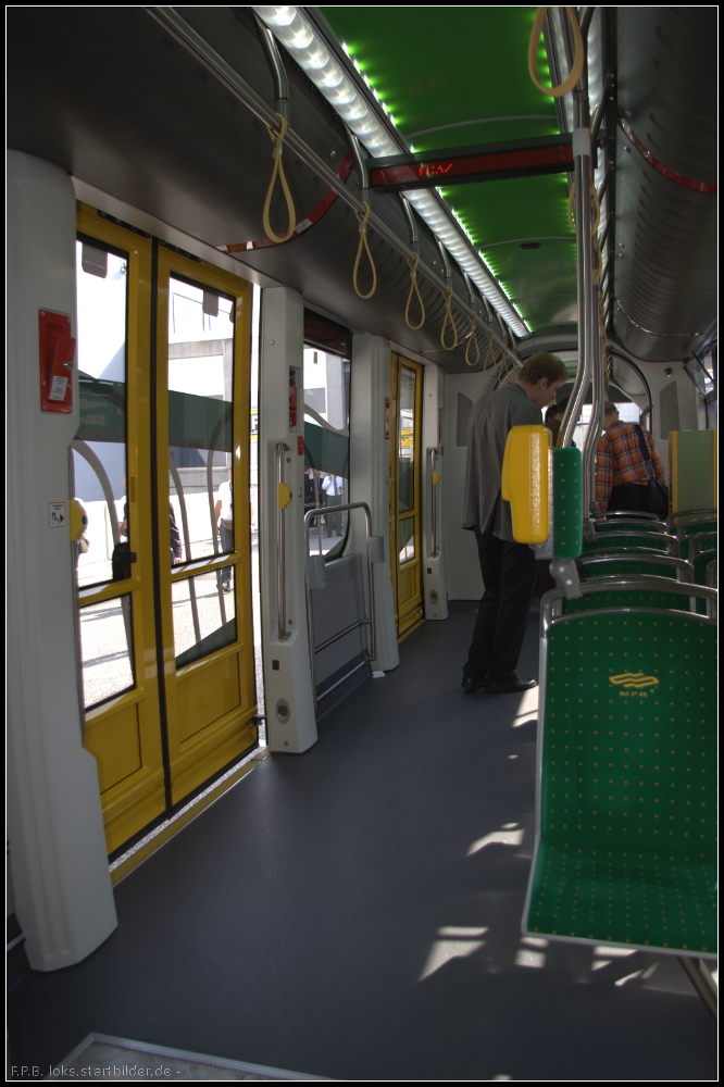 Inneneinrichtung des Solaris Tramino fr MPK Poznan. Zu sehen auf der InnoTrans 2012 in Berlin