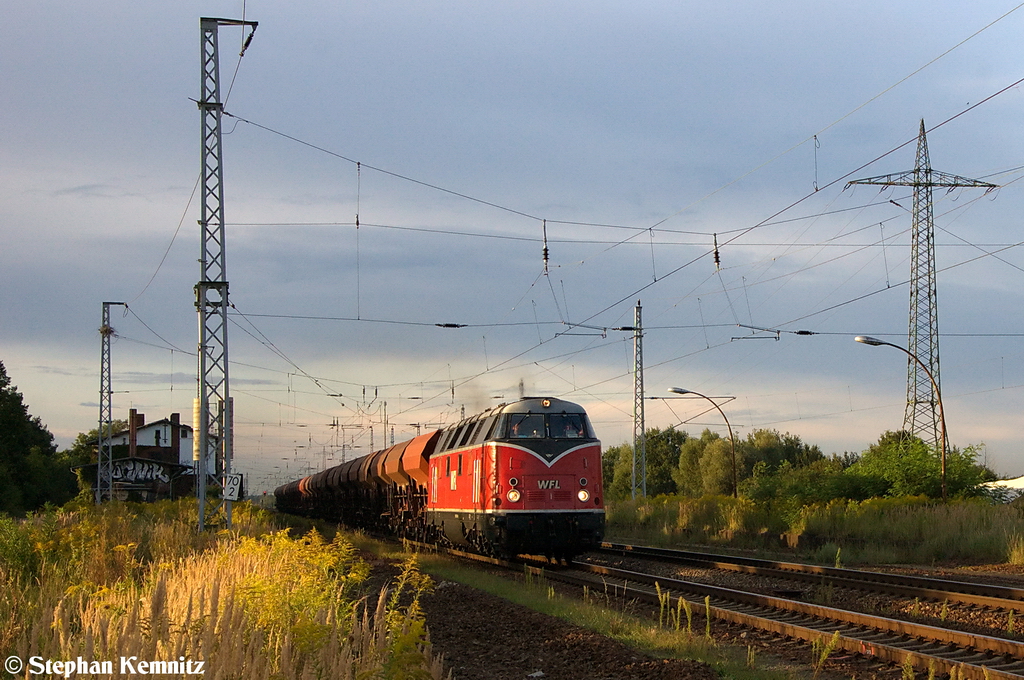 Lok 20 (228 501-3) WFL - Wedler & Franz Lokomotivdienstleistungen GbR mit einem Fcs Ganzzug in Satzkorn und fuhr in Richtung Golm weiter. Nette Gre an die Tf´s! 28.08.2012