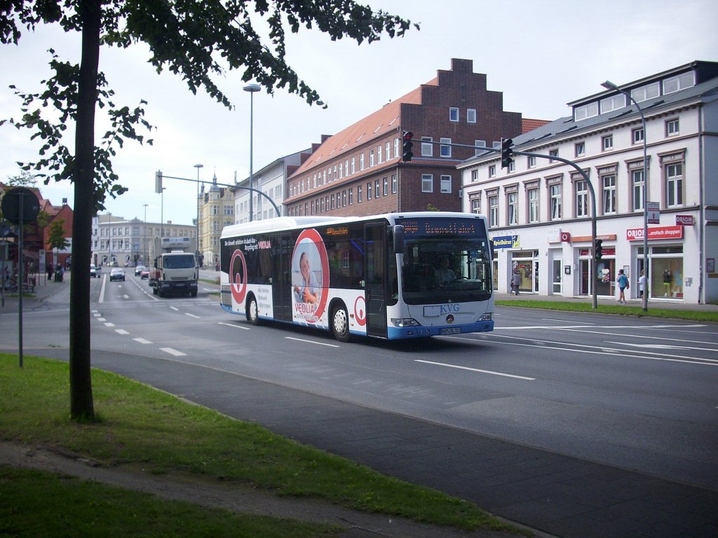 Mercedes Citaro LE  der Kraftverkehrsgesellschaft mbH Ribnitz-Damgarten in Stralsund.  
