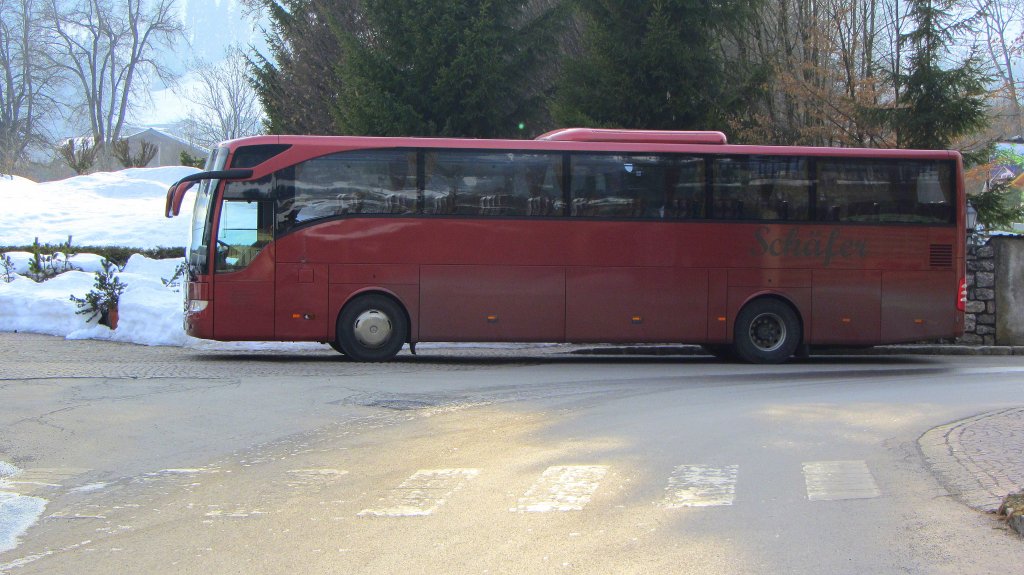 Mercedes Tourismo in Kitzb�hel am 4.3.2012.