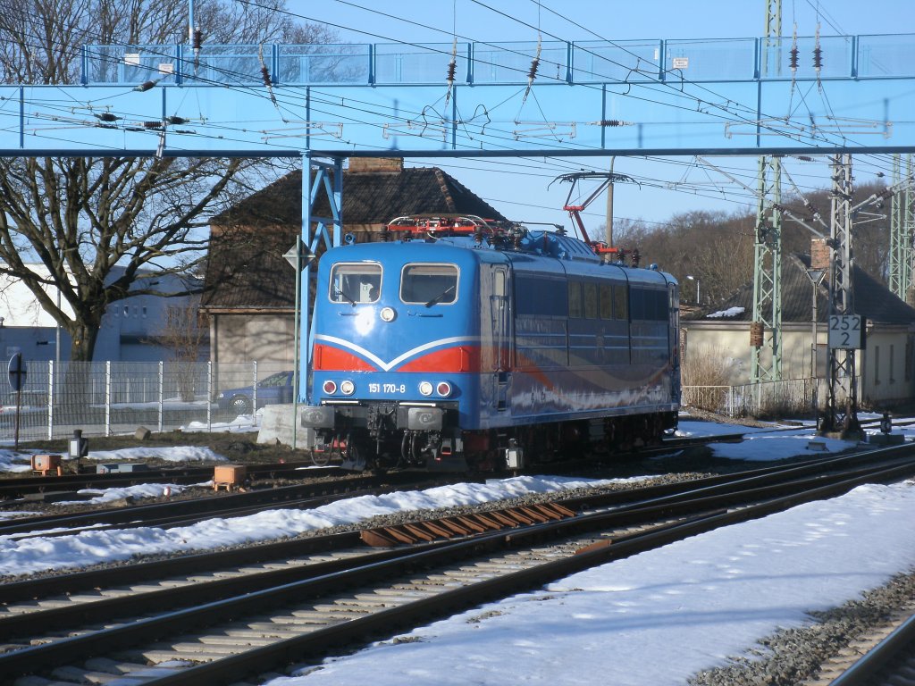 Nachdem Rangieren in Bergen/R�gen,am 03.April 2013,ging es f�r 151 170-8 wieder zur�ck nach Klementelvitz.