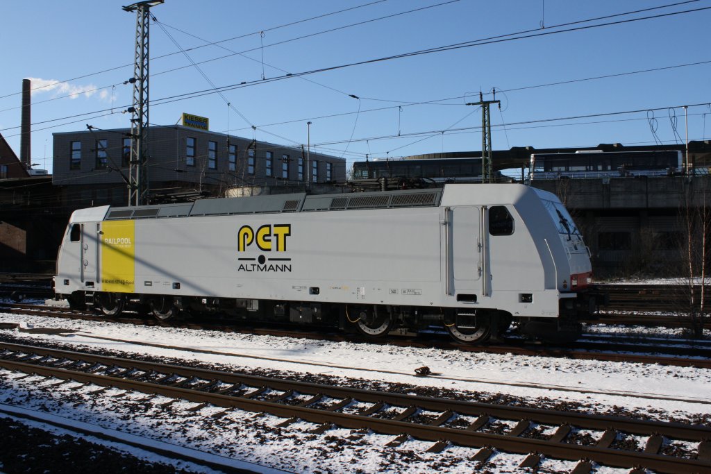 PCT 185 637-6 abgestellt in Hamburg Harburg am 01.02.2012