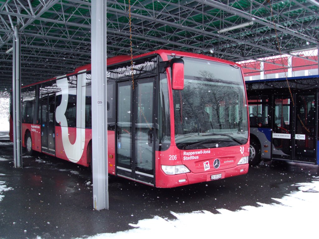 RJ-Mercedes Citaro NR.206 Baujahr 2010 beim Depot in R�ti am 12.2.13