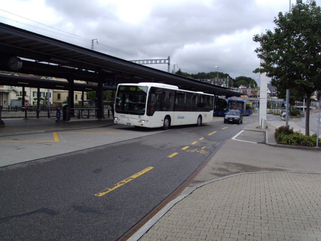 SCHNEIDER-Mercedes Citaro NR.8 Baujahr 2007 am Bahnhof R�ti am 17.7.11