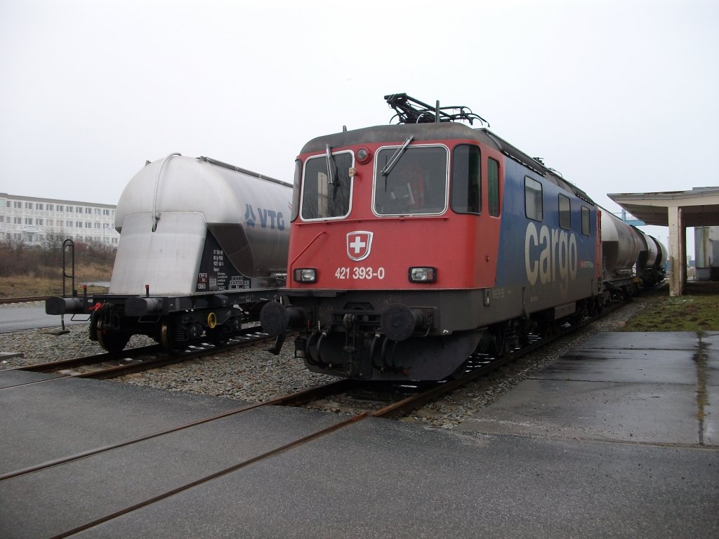 Schweizer Re 421 393 am 02.Februar 2011 in Mukran.