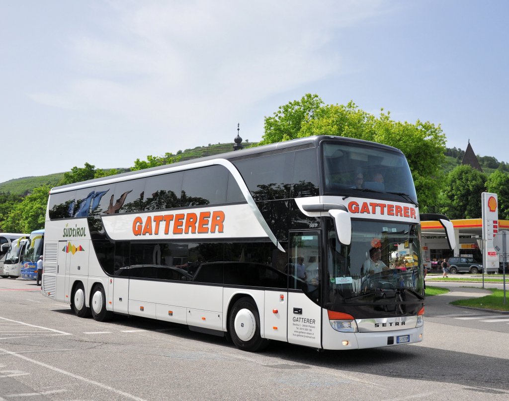 SETRA S431 DT von GATTERER aus S�dtirol am 19.5.2013 in Krems an der Donau.