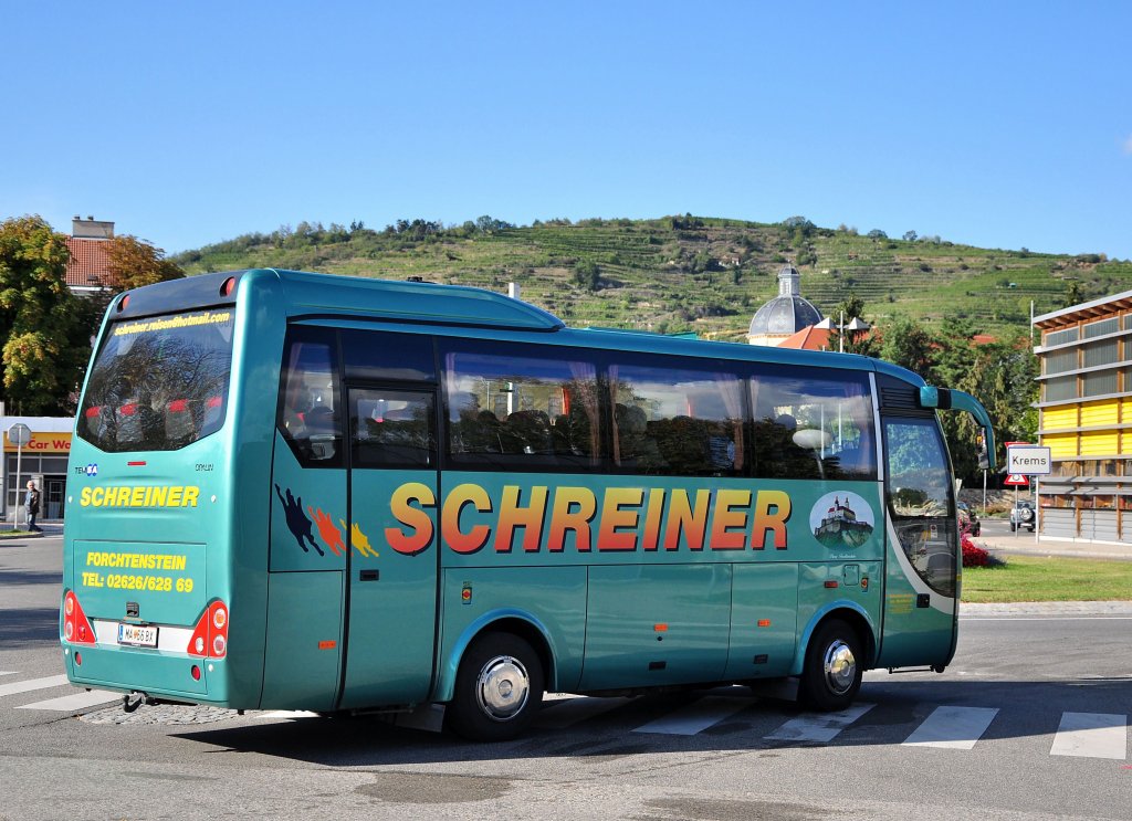 TEMSA OPALIN von SCHREINER Reisen aus �sterreich am 20.9.2012 in Krems an der Donau.