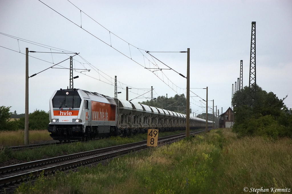 V 490.3 (264 008-4) hvle - Havell�ndische Eisenbahn AG mit einem Faccns Ganzzug in Demker und fuhr in Richtung Magdeburg weiter. 15.06.2012