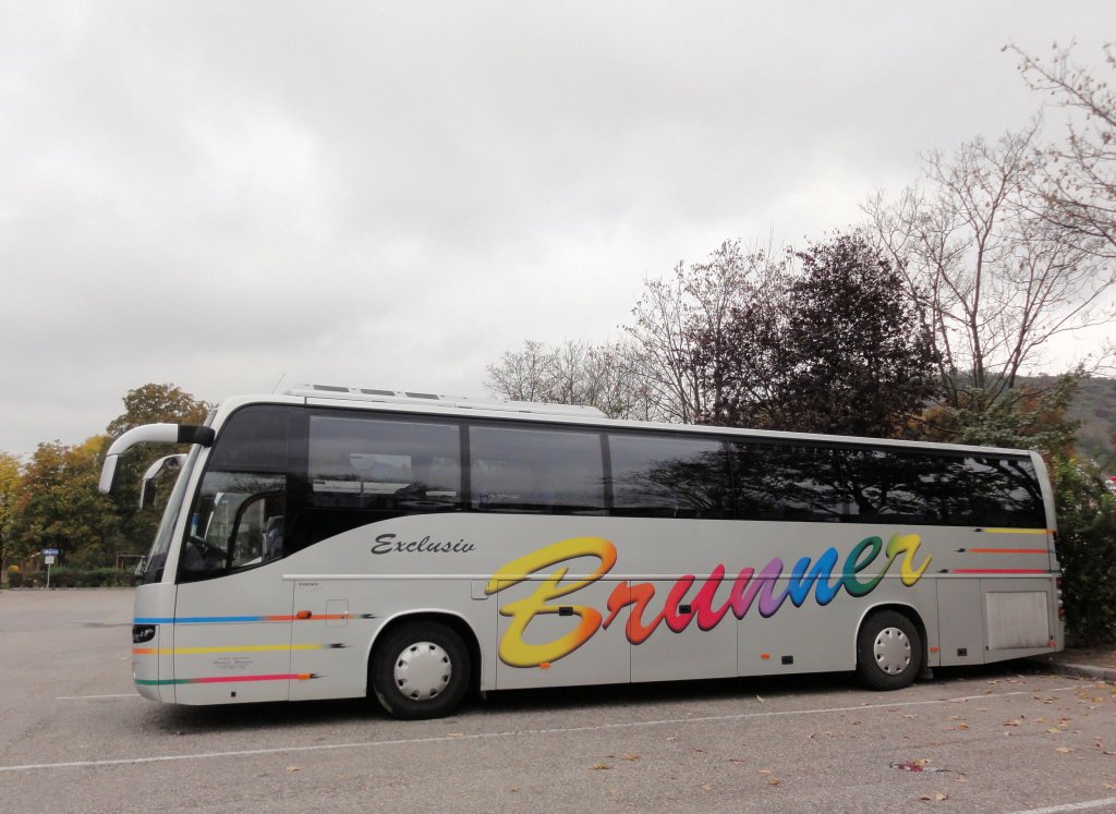 VOLVO 9700 von BRUNNER Reisen aus Nieder�sterreich im Oktober 2012 in Krems.