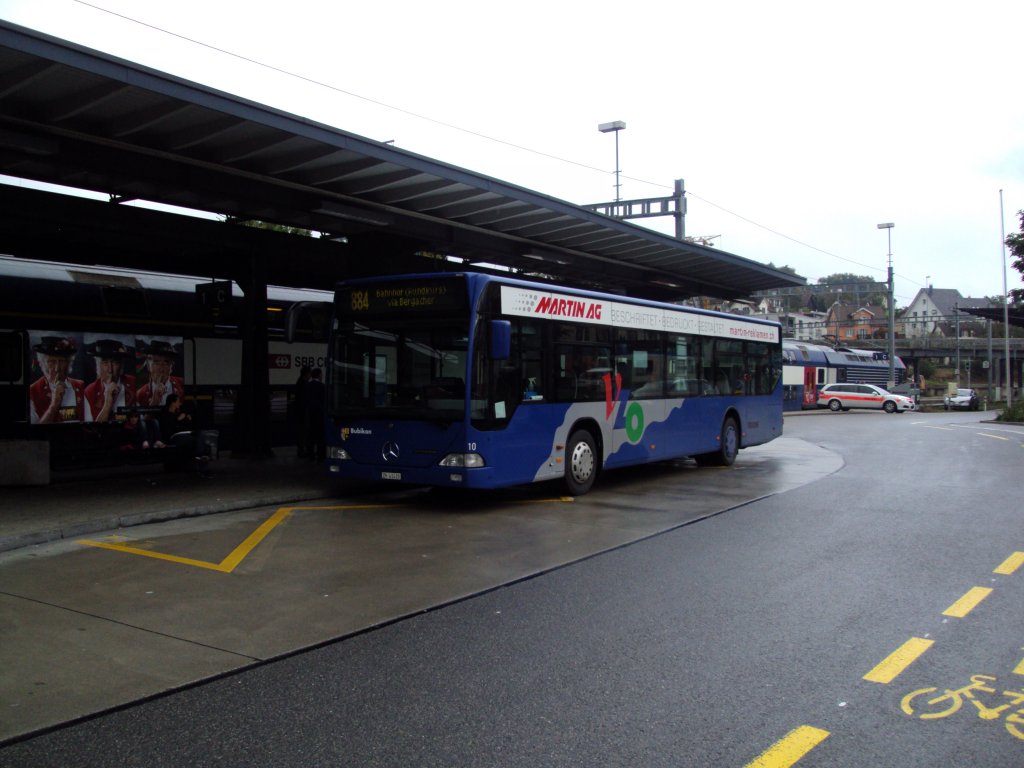 VZO-Mercedes Citaro NR.10 Baujahr 2001 am Bahnhof R�ti am 9.10.12