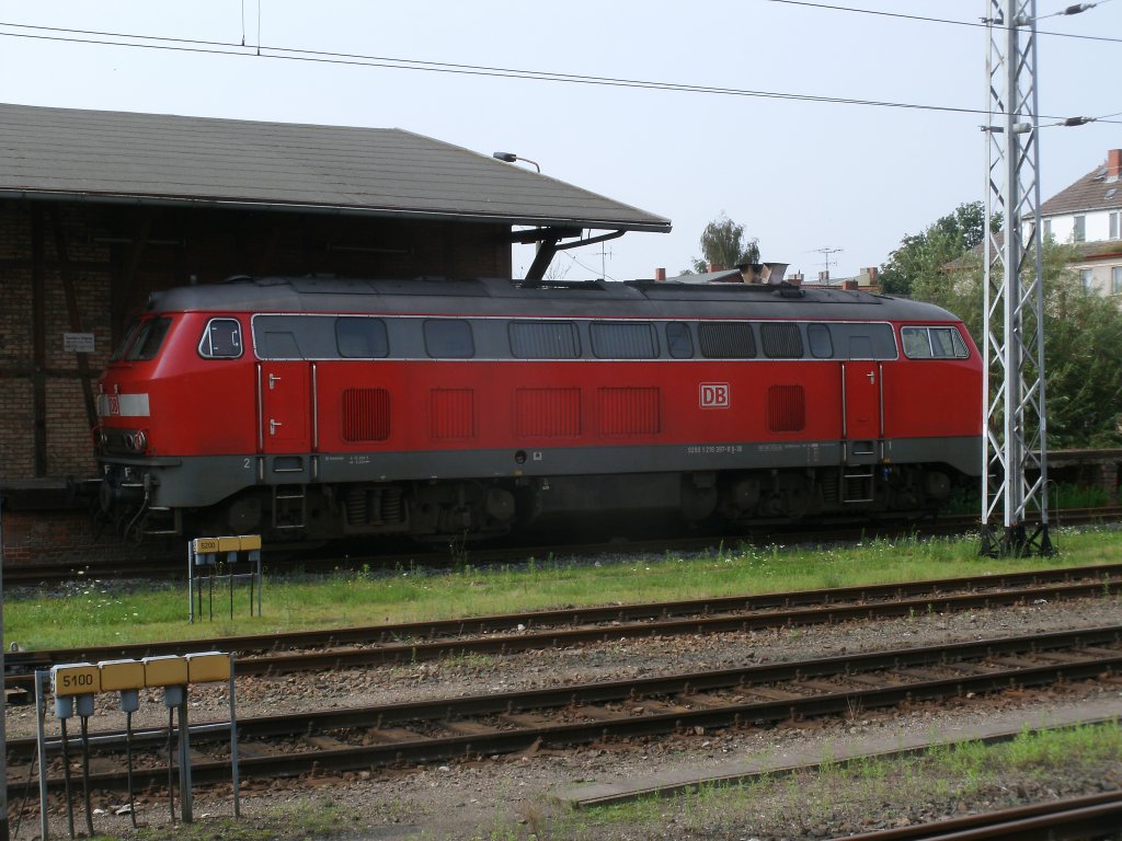 Wohl meine letzte Aufnahme von einer 218 in Stralsund fotografierte ich am 03.September 2011 als am dortigen G�terboden 218 397 stand.