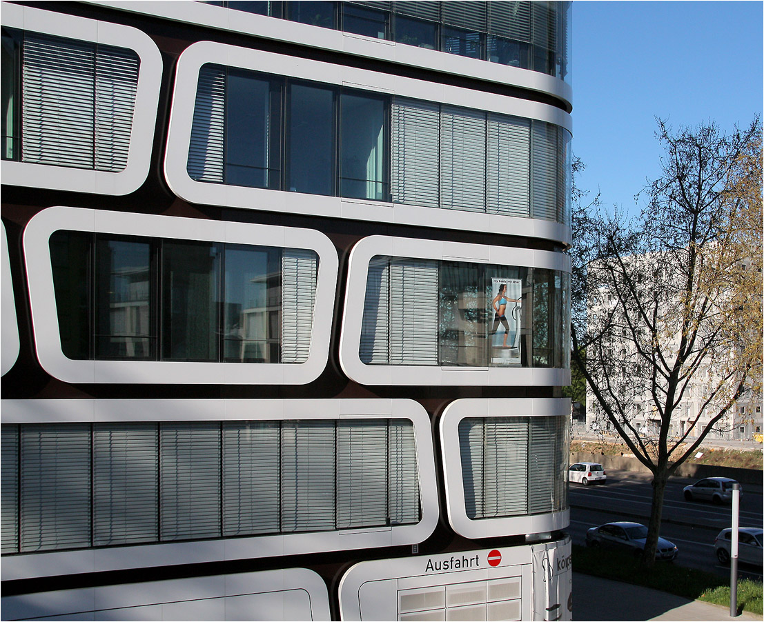 
. Büro- und Wohnbebauung Z-UP in Stuttgart -

April 2011 (Matthias)