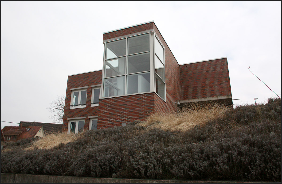 . Evangelisches Gemeindehaus in Stuttgart-Uhlbach -


März 2015 (Matthias)