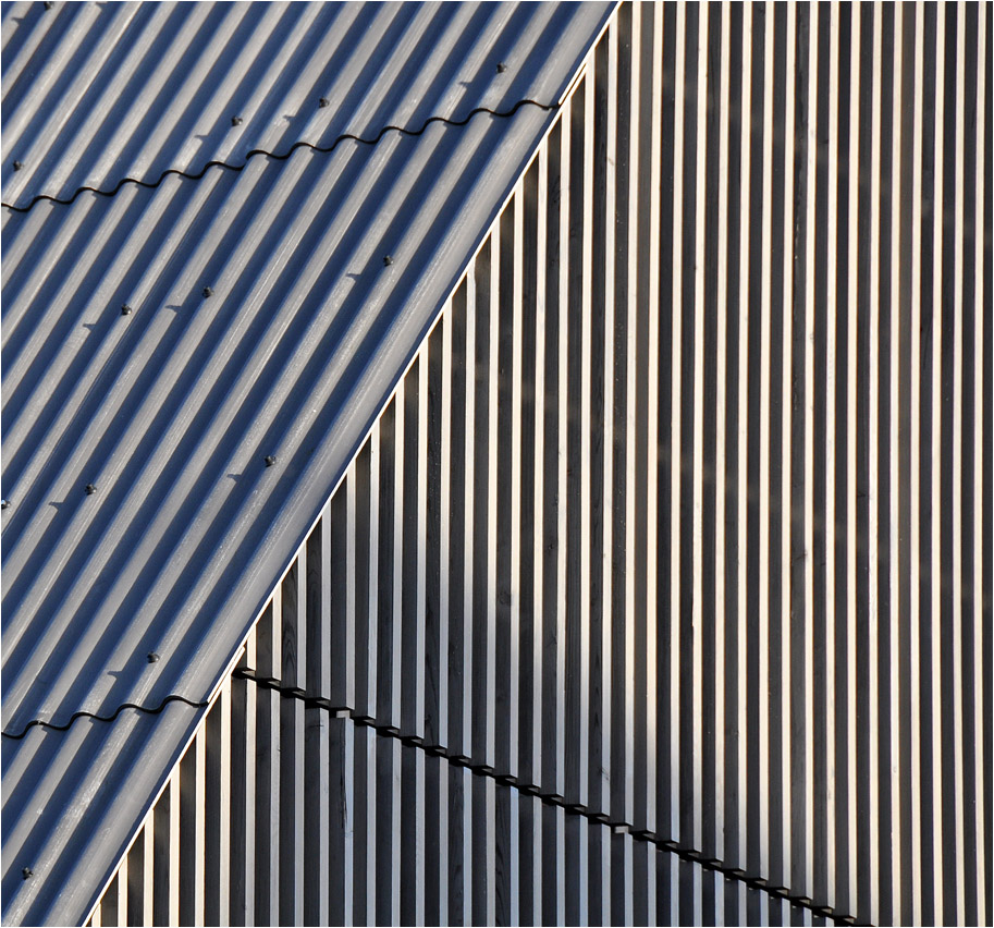 . Häckersmühle in Waiblingen -

Dach und Fassade wirken sehr einheitlich.

Mai 2011 (Jonas)