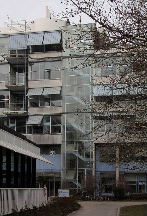 . Herbert-Keller-Haus in Stuttgart-Nord -

Februar 2010 (Matthias)