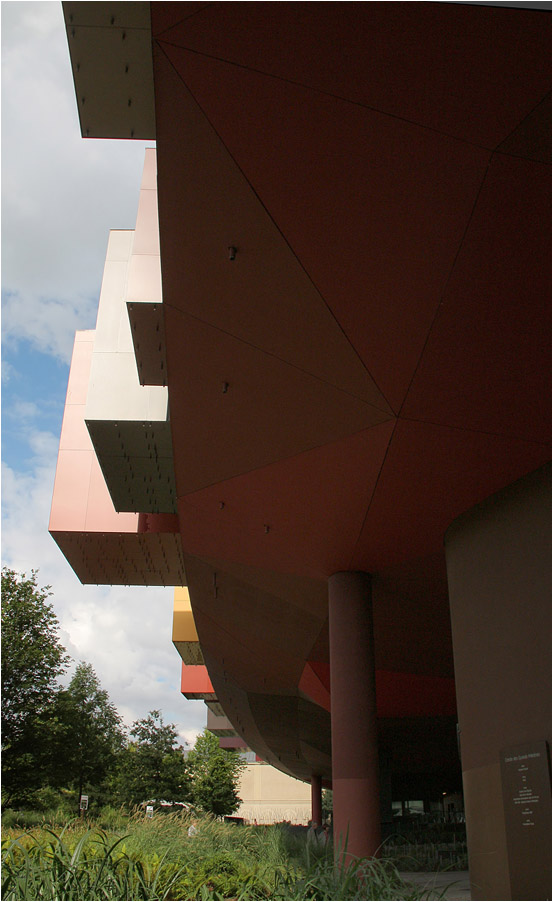 . Musée du Quai Branly, Paris -

Juli 2012 (Matthias)
