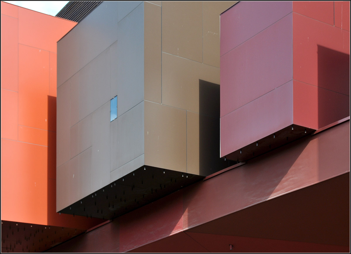 . Musée du Quai Branly, Paris -

Juli 2012 (Jonas)