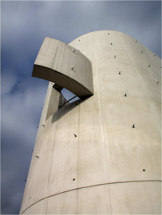 . Staatstheater Darmstadt, Sanierung und neues Eingangsgebäude -

Ein witziges Detail am neuen Eingangsgebäude.

Oktober 2013 (Matthias)