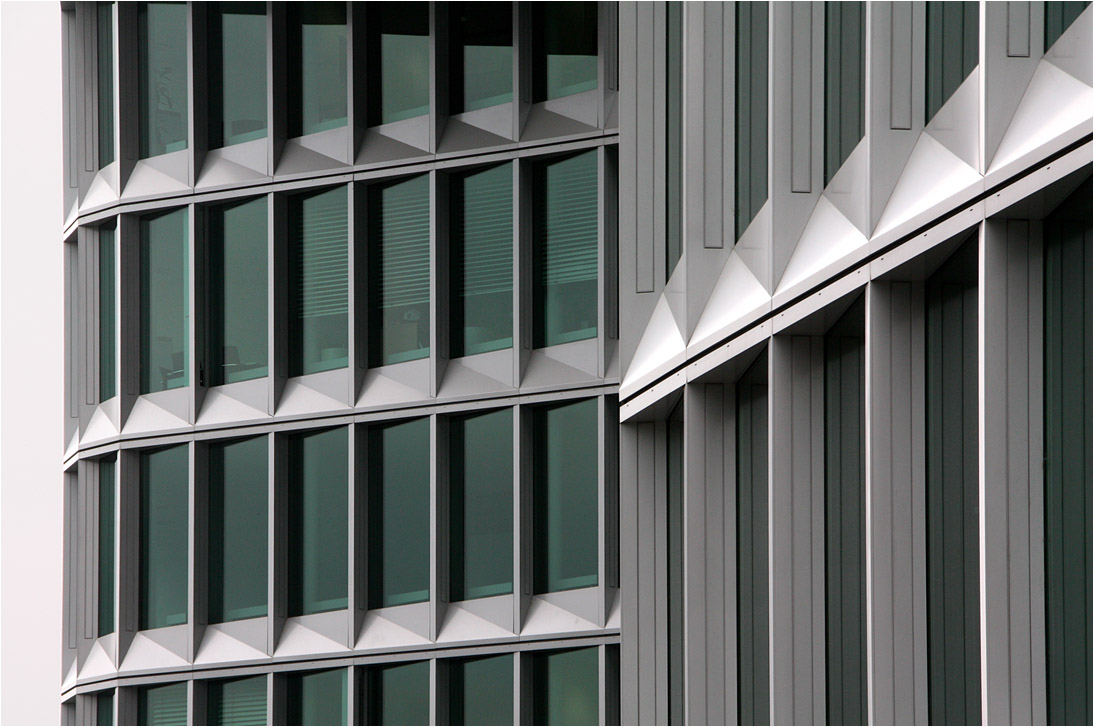 . Westhafen-Haus in Frankfurt am Main -

September 2014 (Matthias)