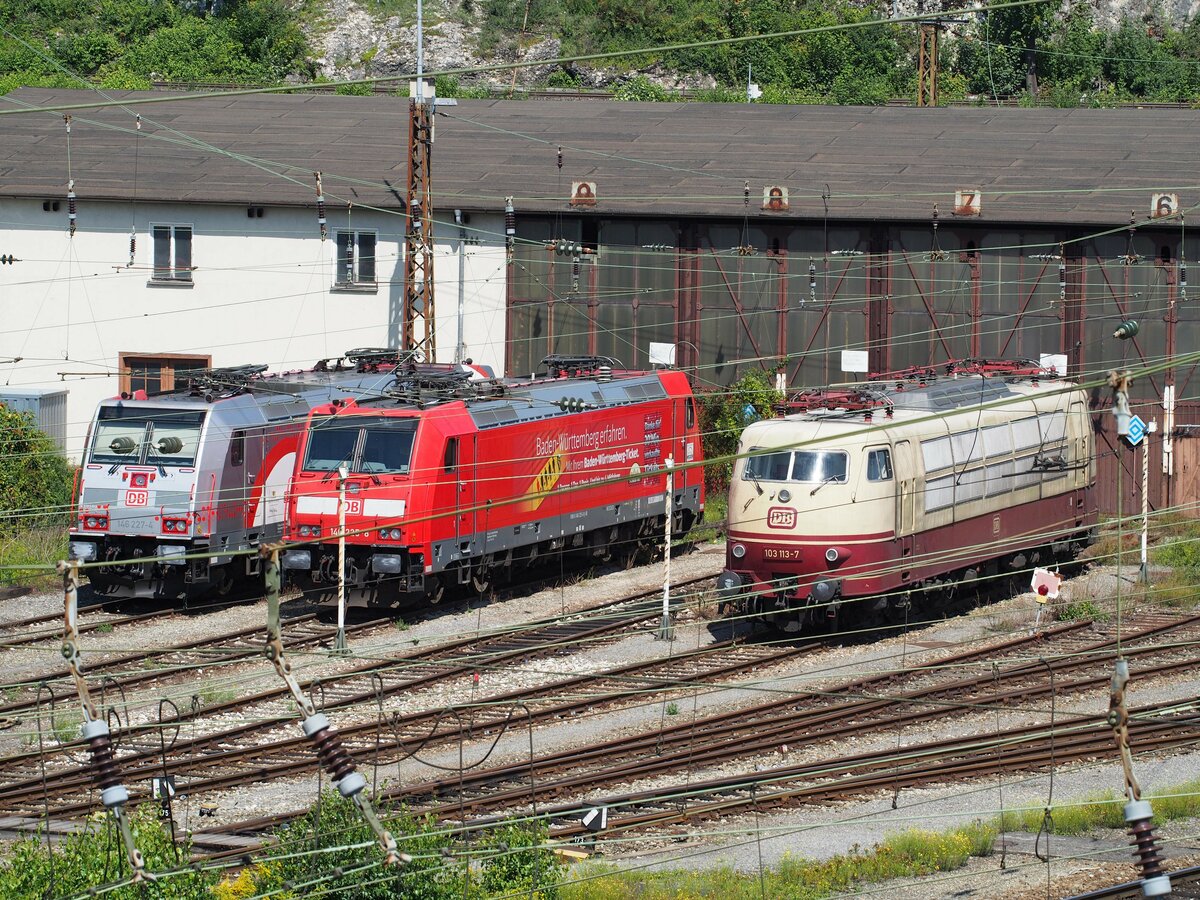 146 227-4; 146 225-8 und 103 113-7 in Ulm am 17.08.2014.